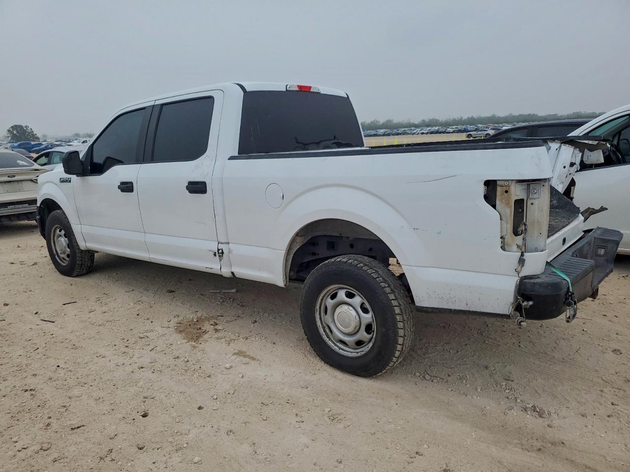 2018 Ford F150 Supercrew - Фото 2