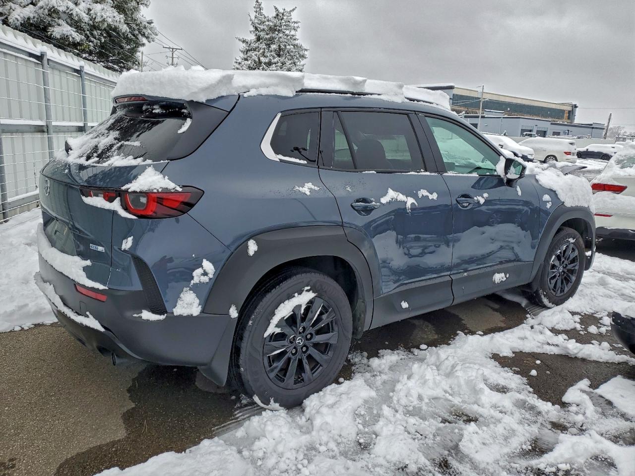 2025 Mazda Cx-50 Premium - Фото 3