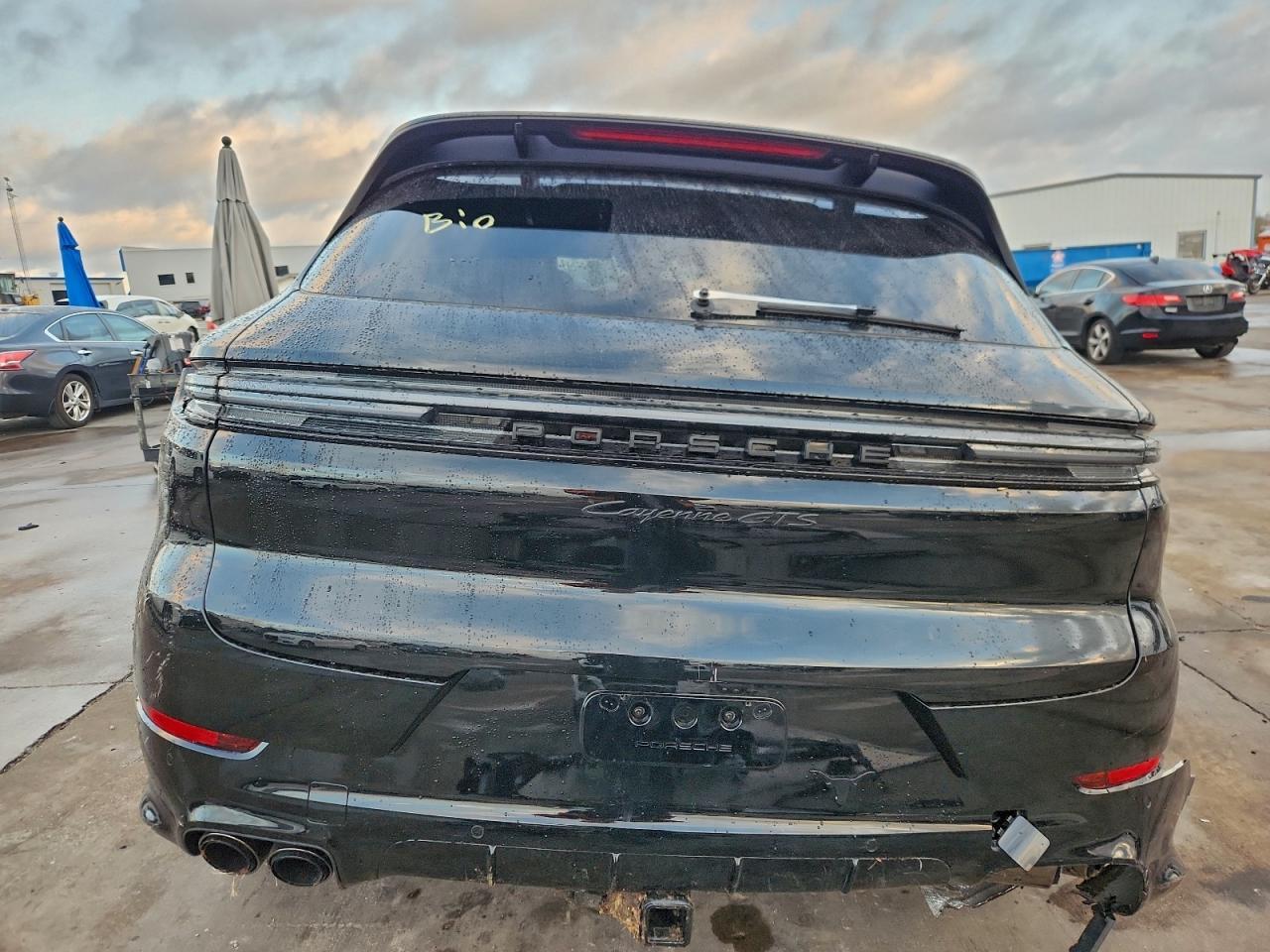 2026 Porsche Cayenne Gts - Image 6