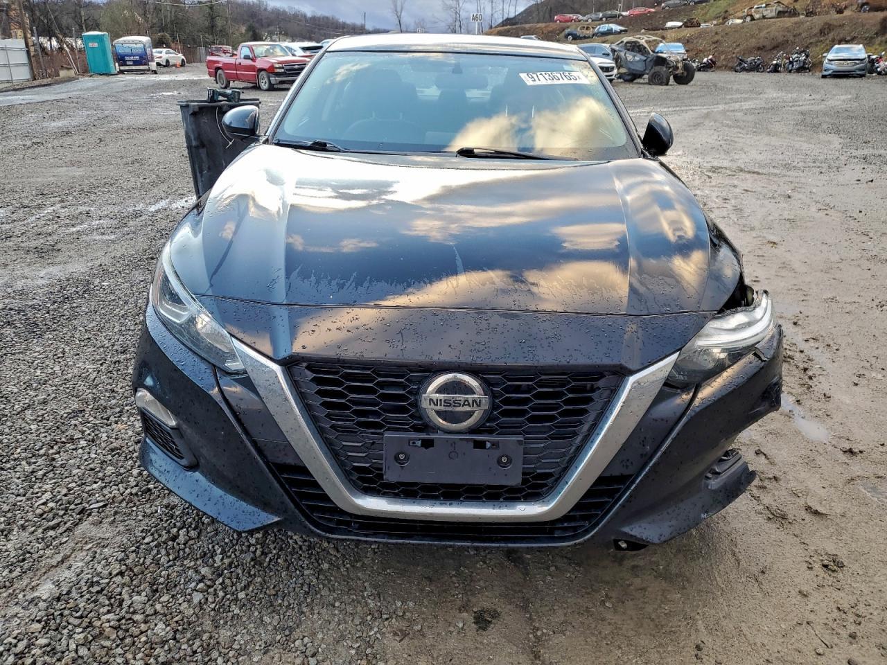 2020 Nissan Altima S - Фото 5