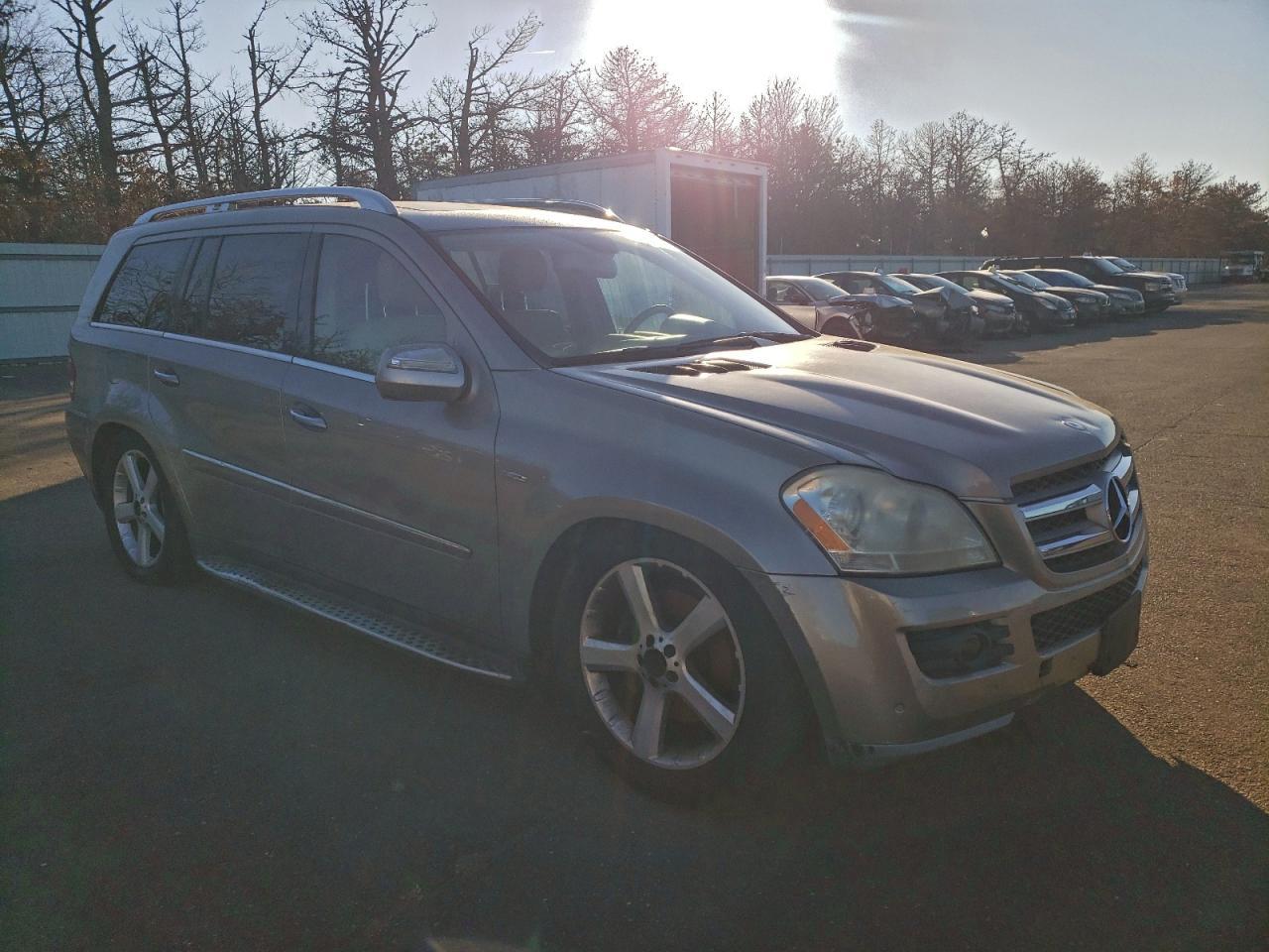2009 Mercedes-Benz Gl - Image 4