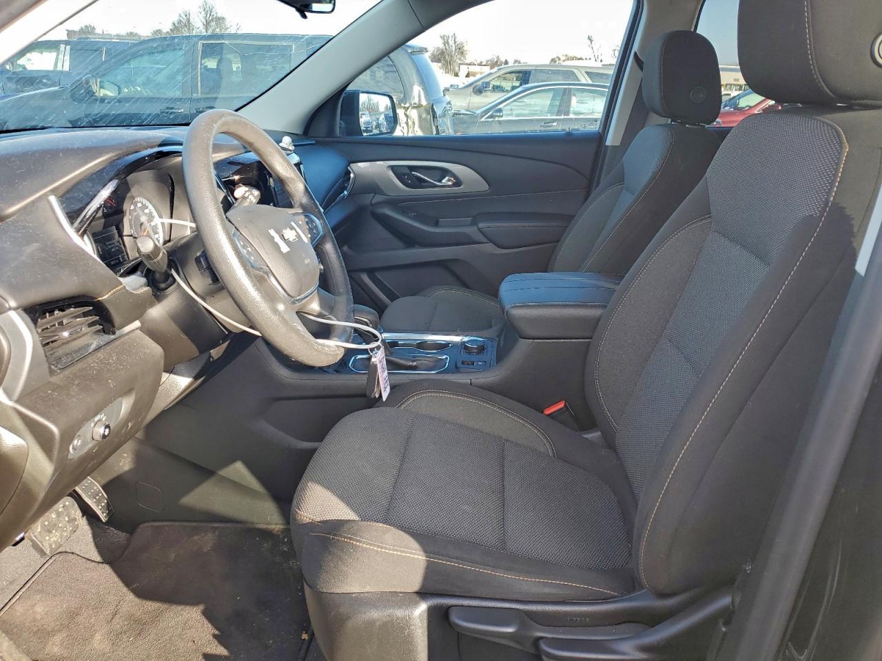 2021 Chevrolet Traverse Ls - Image 7