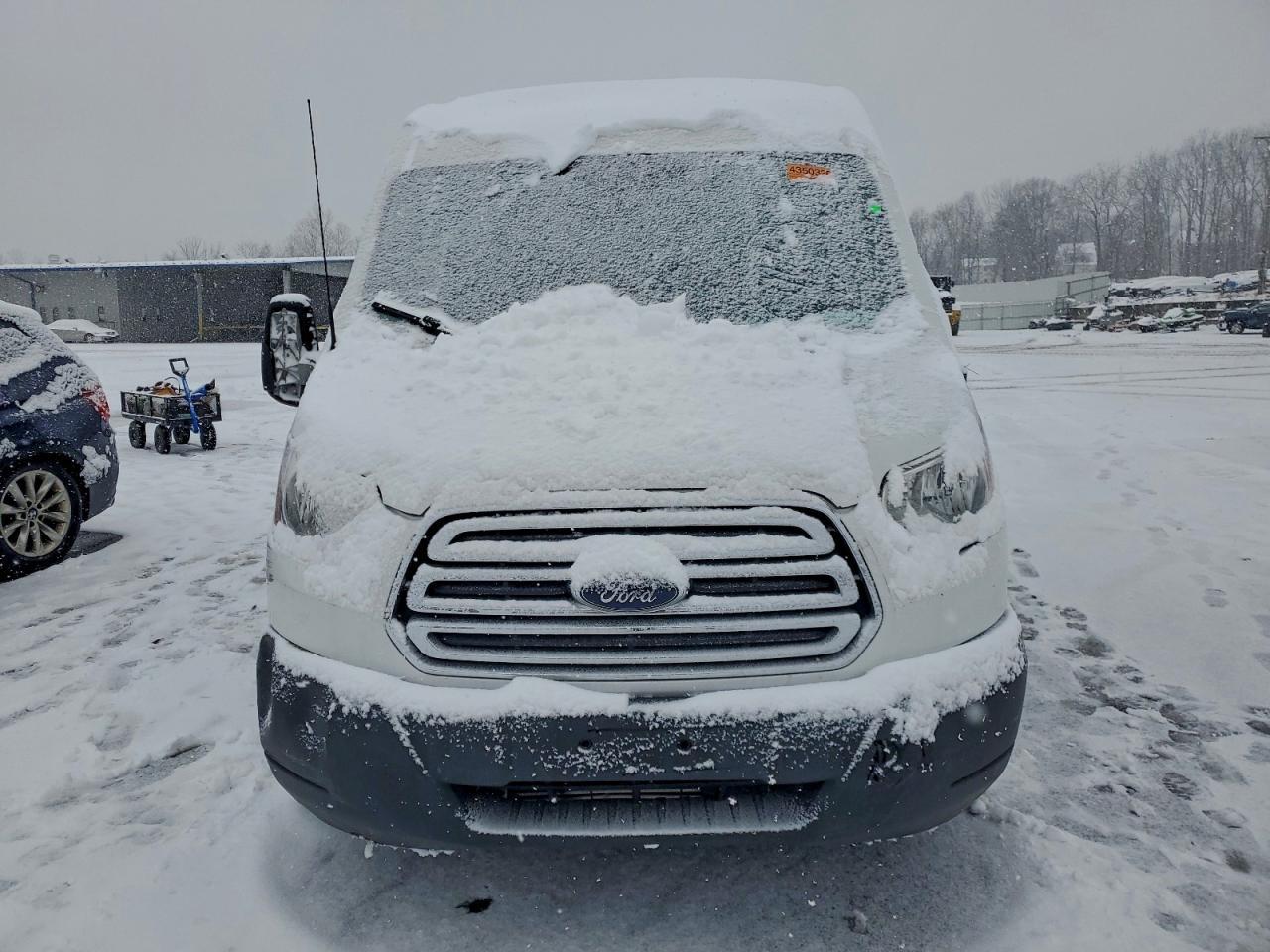 2016 Ford Transit T-350 Passenger Van - Фото 5