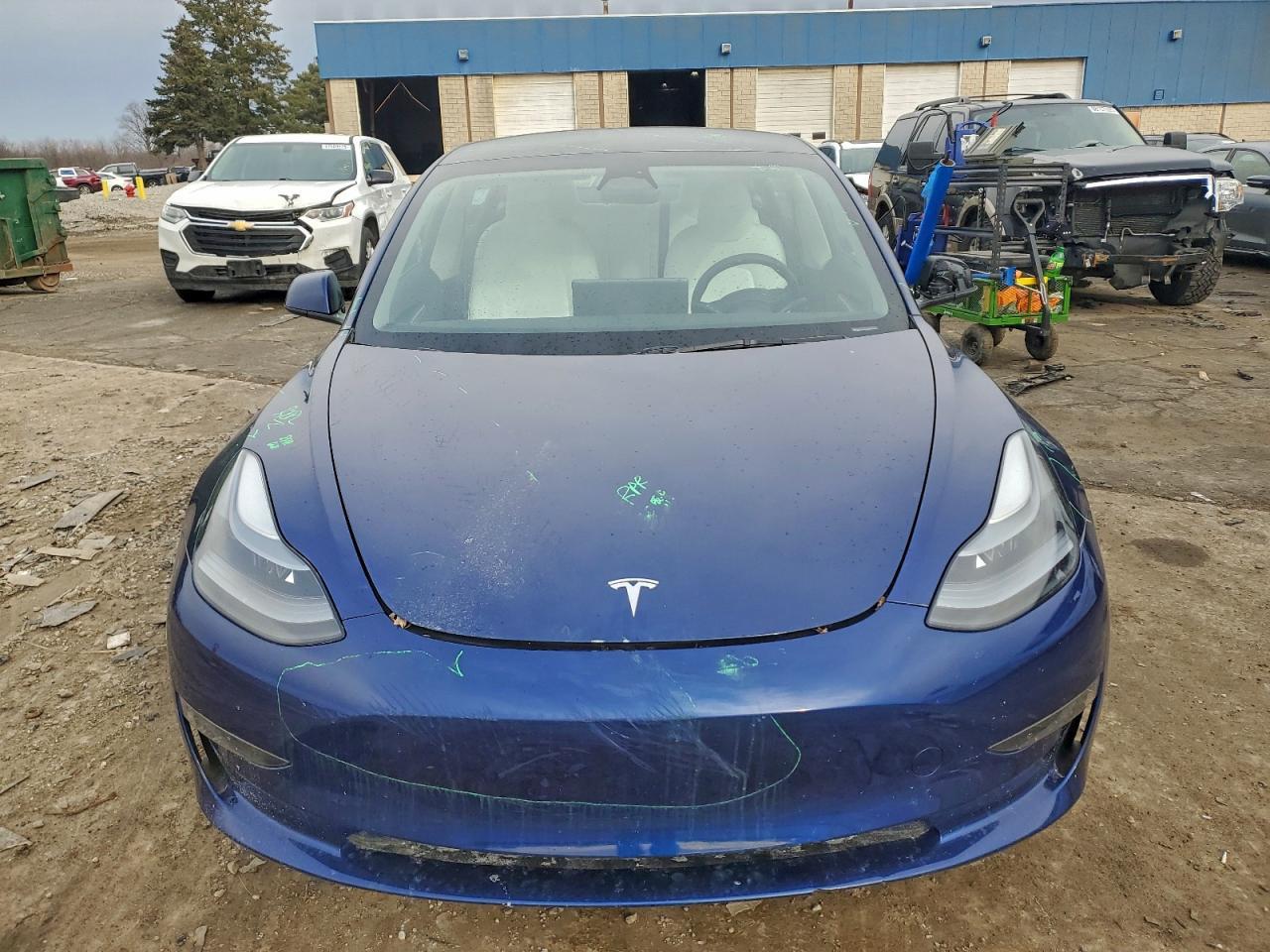 2023 Tesla Model 3 - Фото 5
