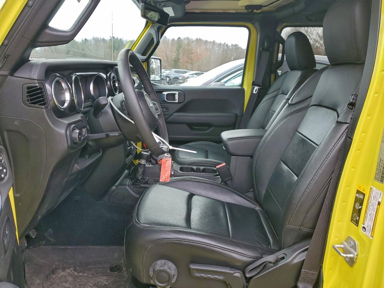 2023 Jeep Wrangler Sahara - Фото 7