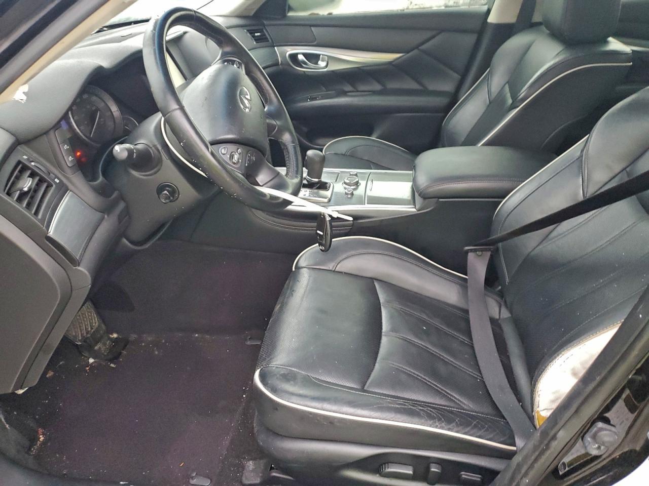 2016 Infiniti Q70 3.7 - Фото 7