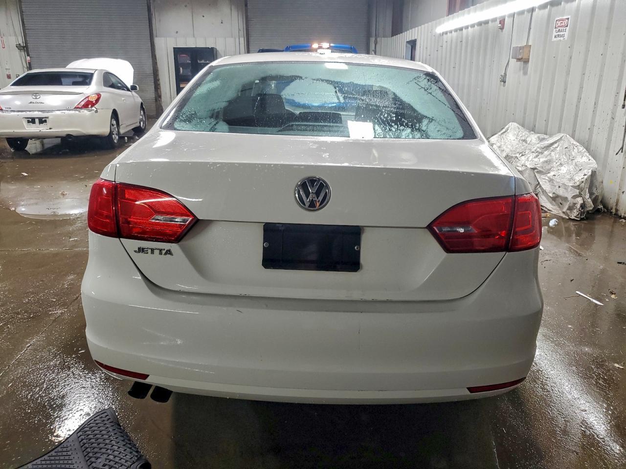 2014 Volkswagen Jetta Base - Фото 6