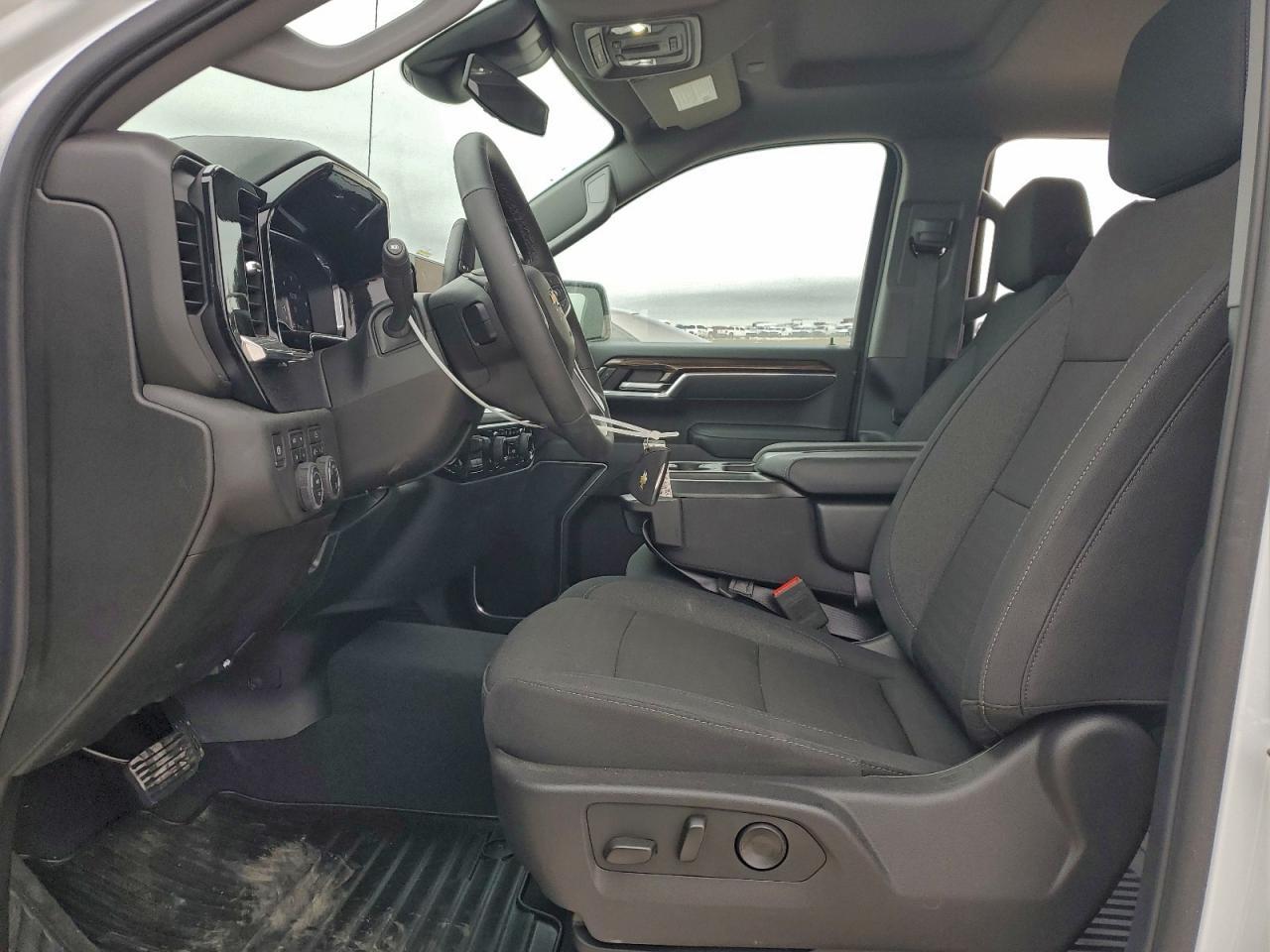 2025 Chevrolet Silverado K1500 Lt - Image 7