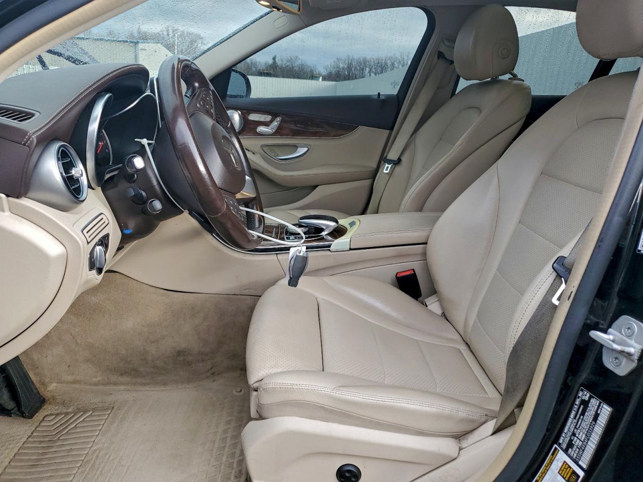 2015 Mercedes-Benz C 300 4Matic - Image 7