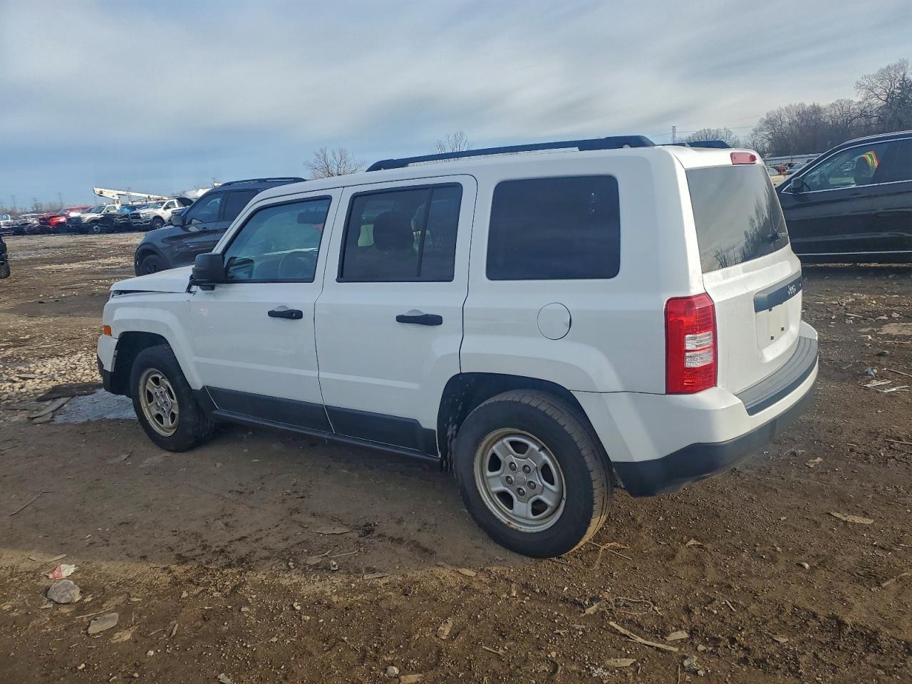 2016 Jeep Patriot Sport - Фото 2