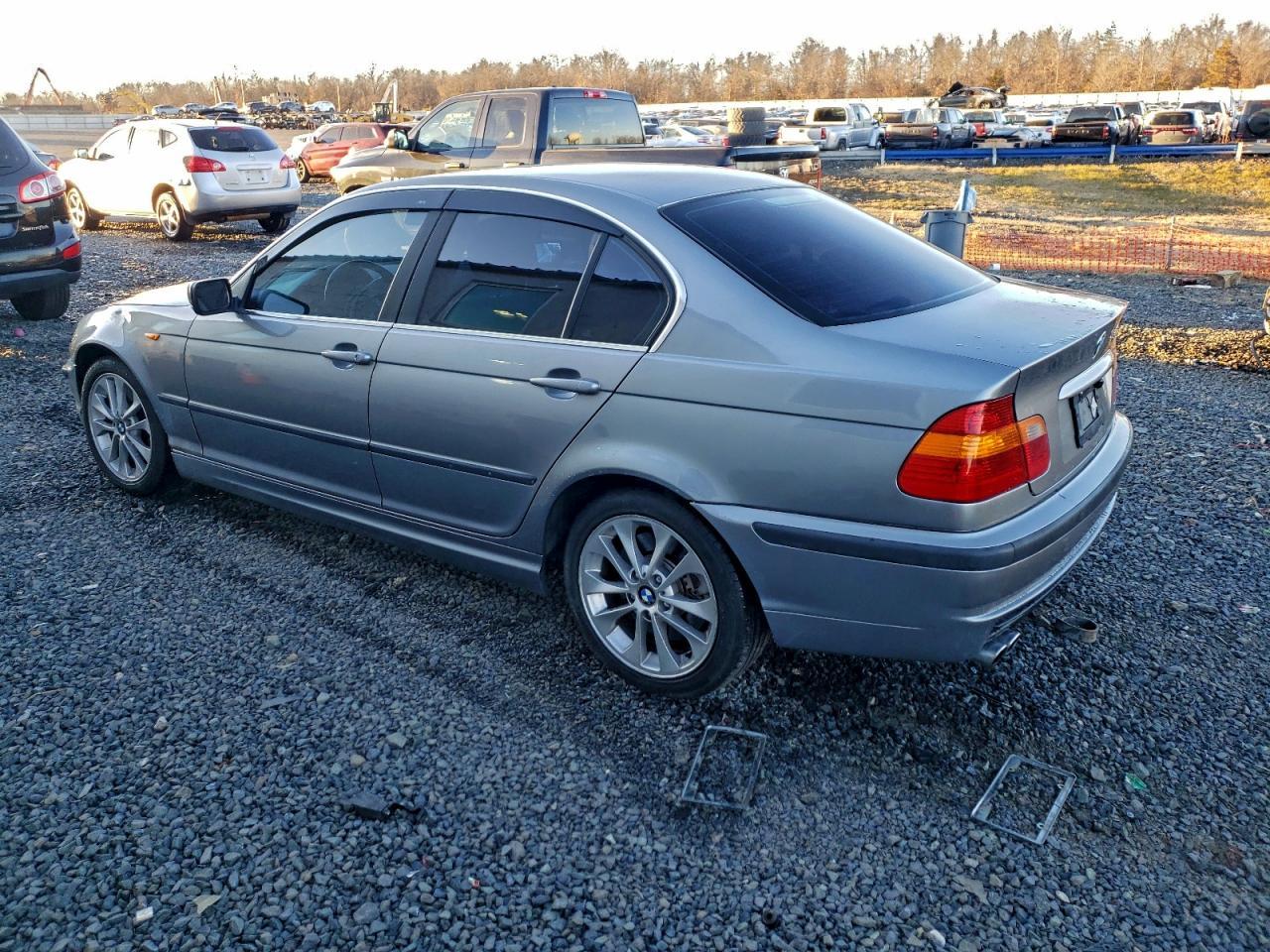 2003 BMW 330 Xi - Фото 2