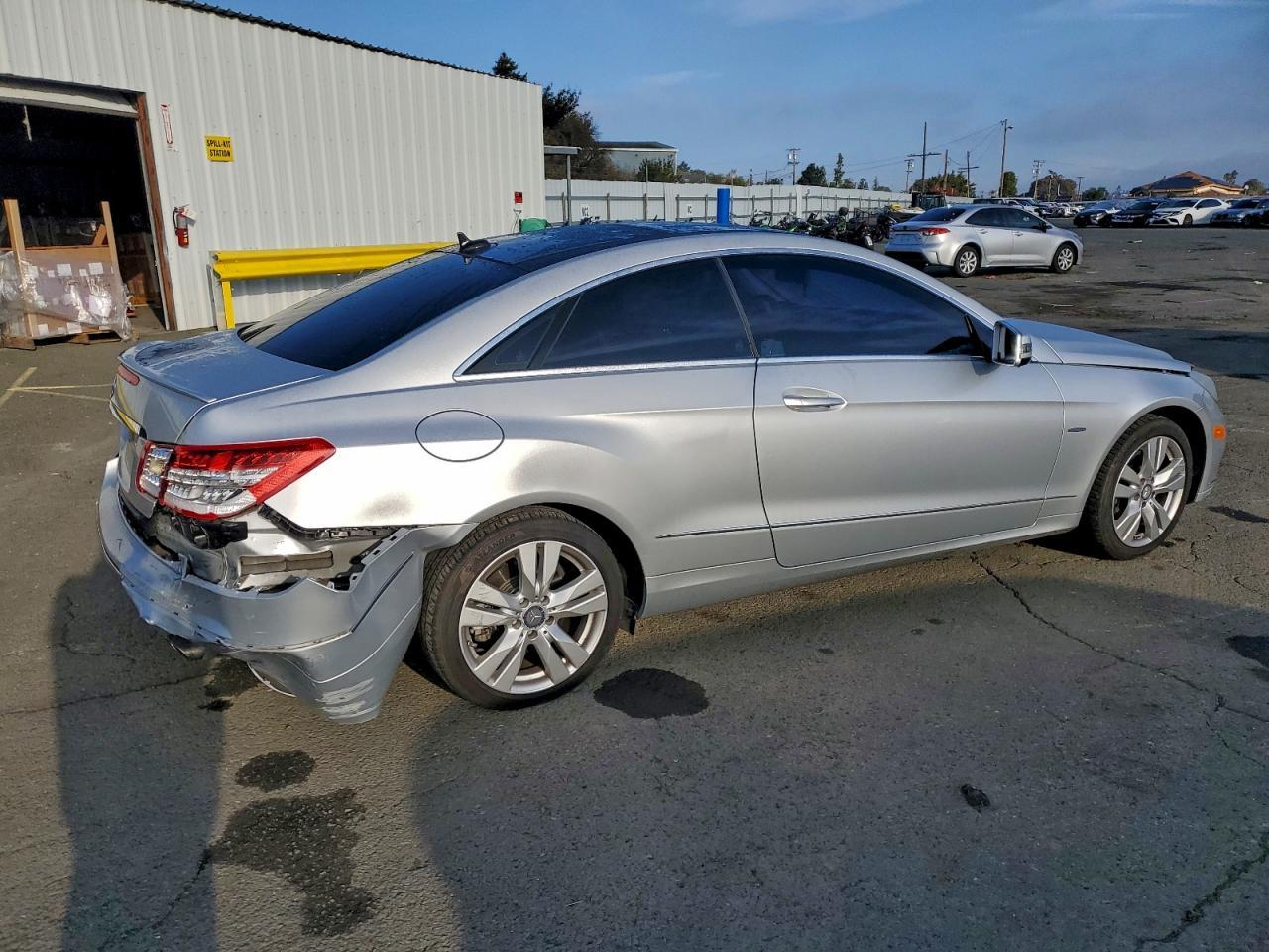 2012 Mercedes-Benz E 350 - Фото 3