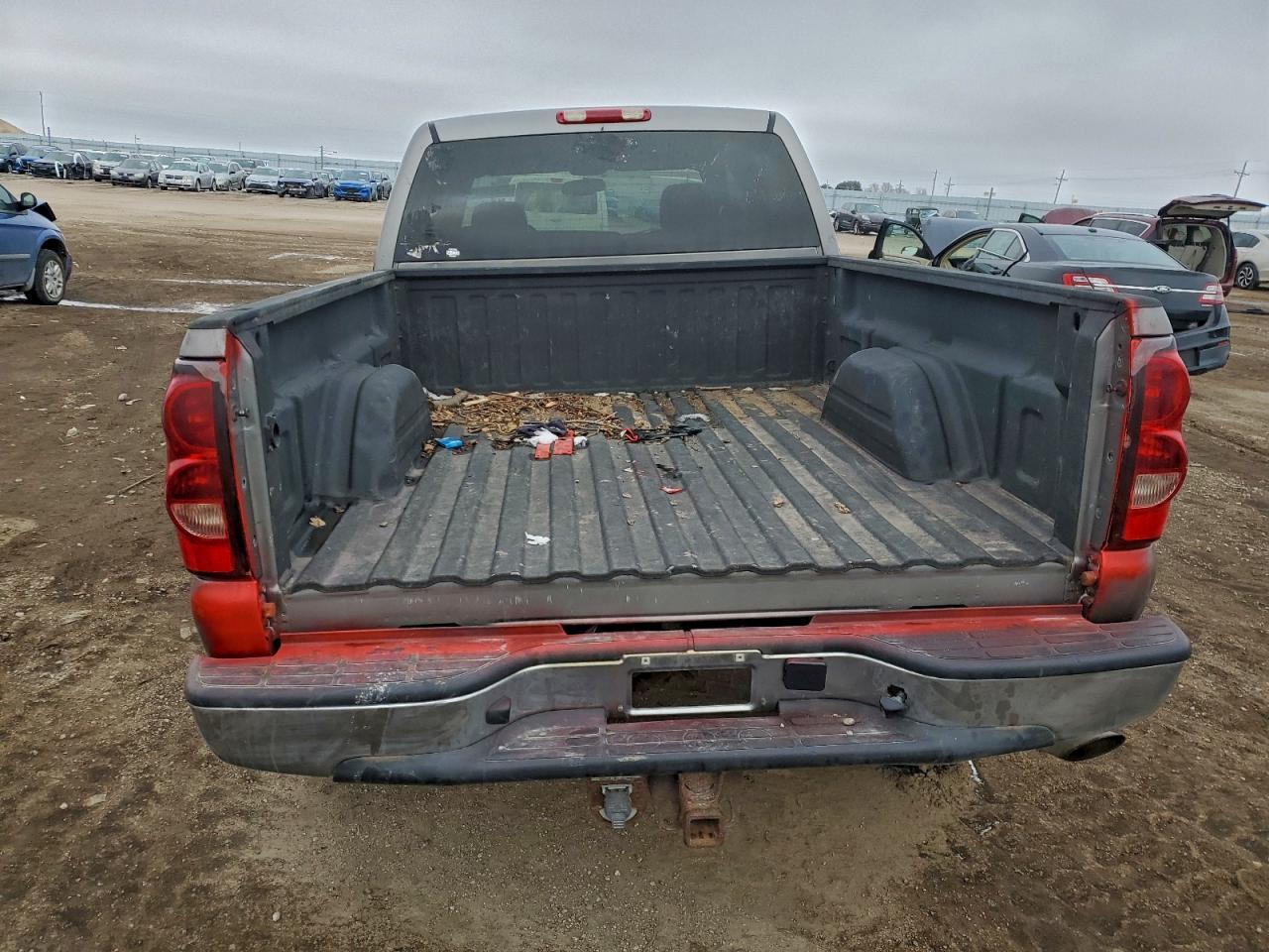 2007 Chevrolet Silverado K2500 Heavy Duty - Image 6