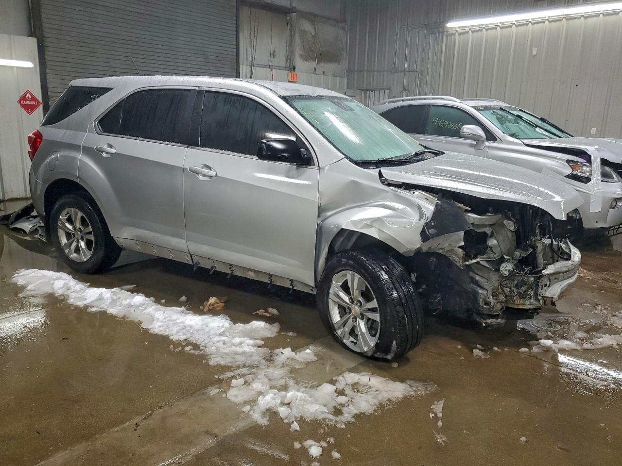 2017 Chevrolet Equinox Ls - Фото 4