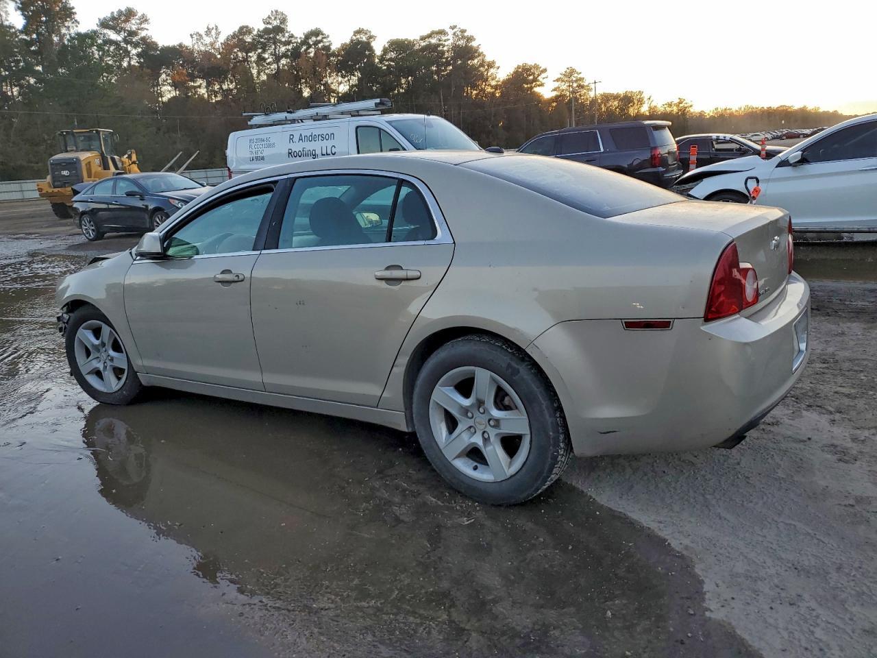 2010 Chevrolet Malibu Ls - Image 2