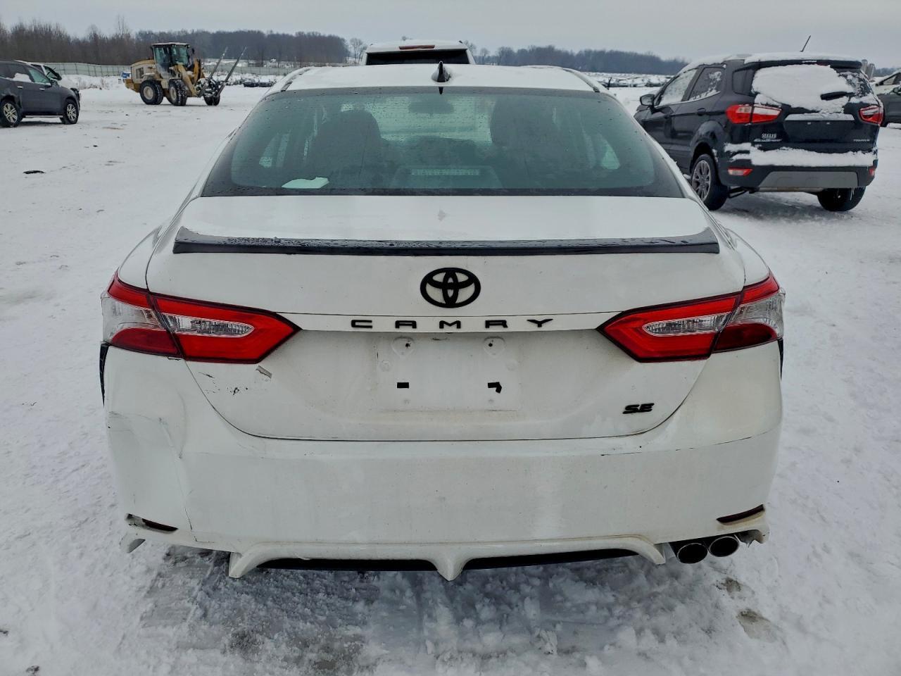 2020 Toyota Camry Se Nightshade - Image 6