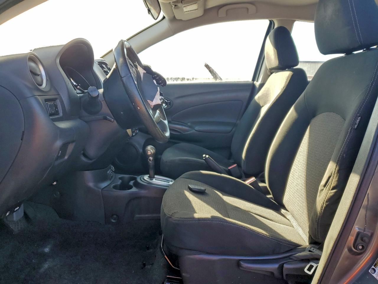 2018 Nissan Versa S - Фото 7