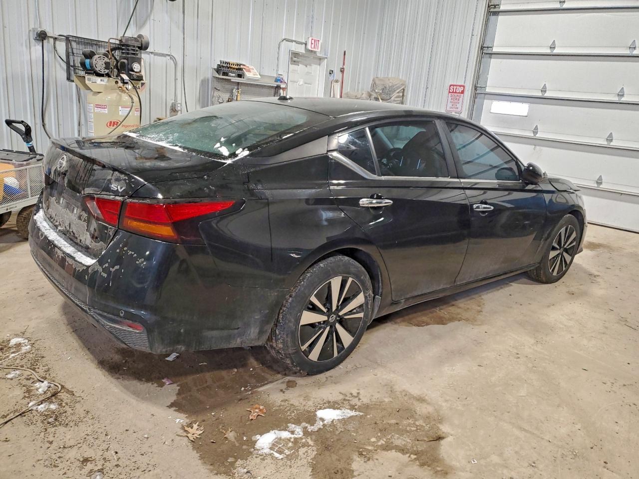 2022 Nissan Altima Sv - Фото 3