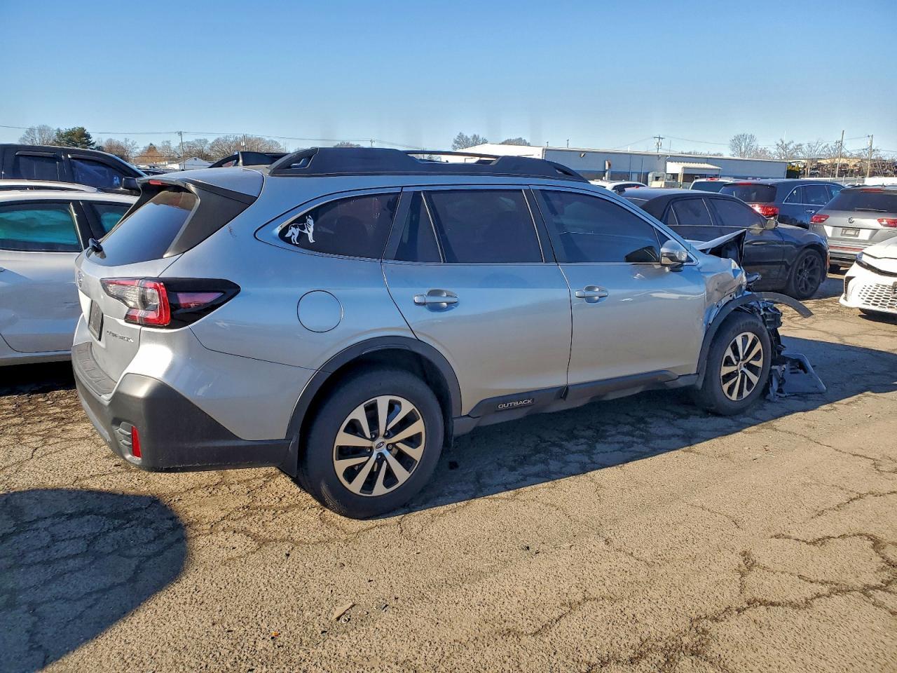 2021 Subaru Outback Premium - Фото 3