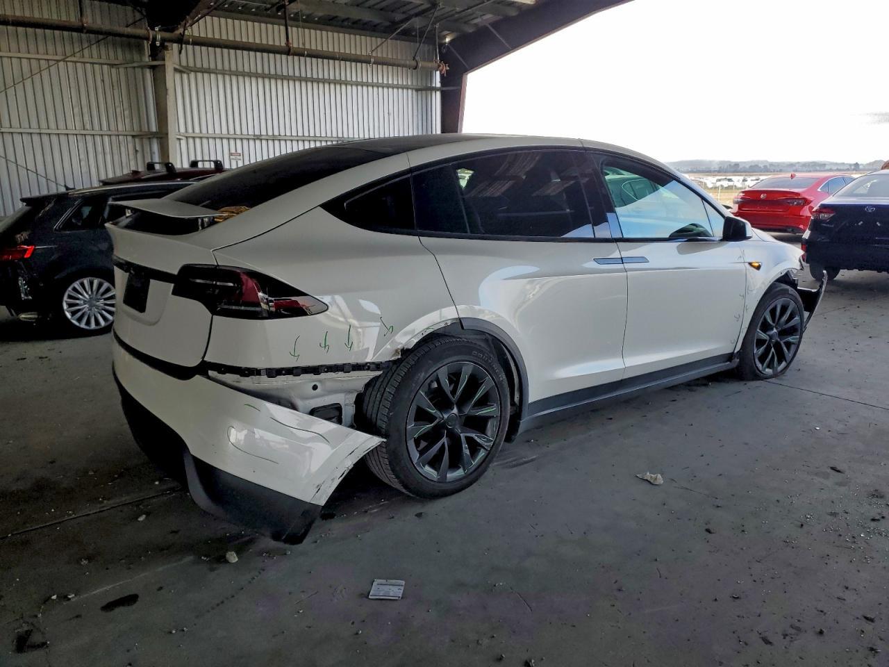 2023 Tesla Model X - Фото 3