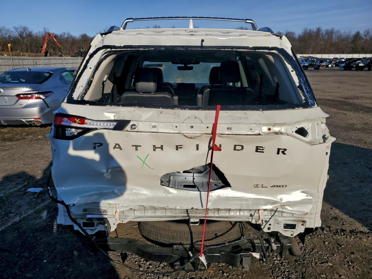 2023 Nissan Pathfinder Sl - Фото 6