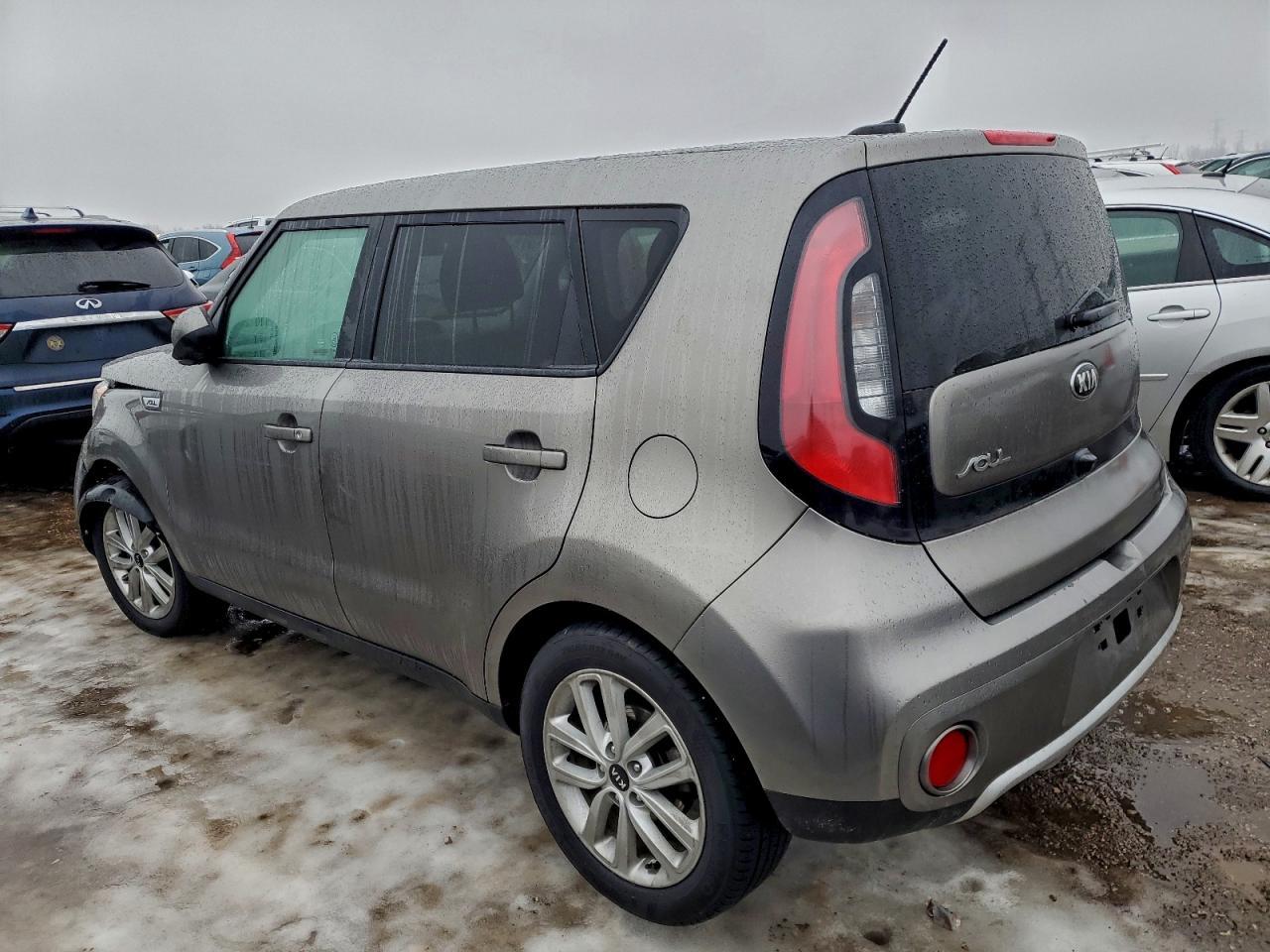 2018 Kia Soul + - Image 2