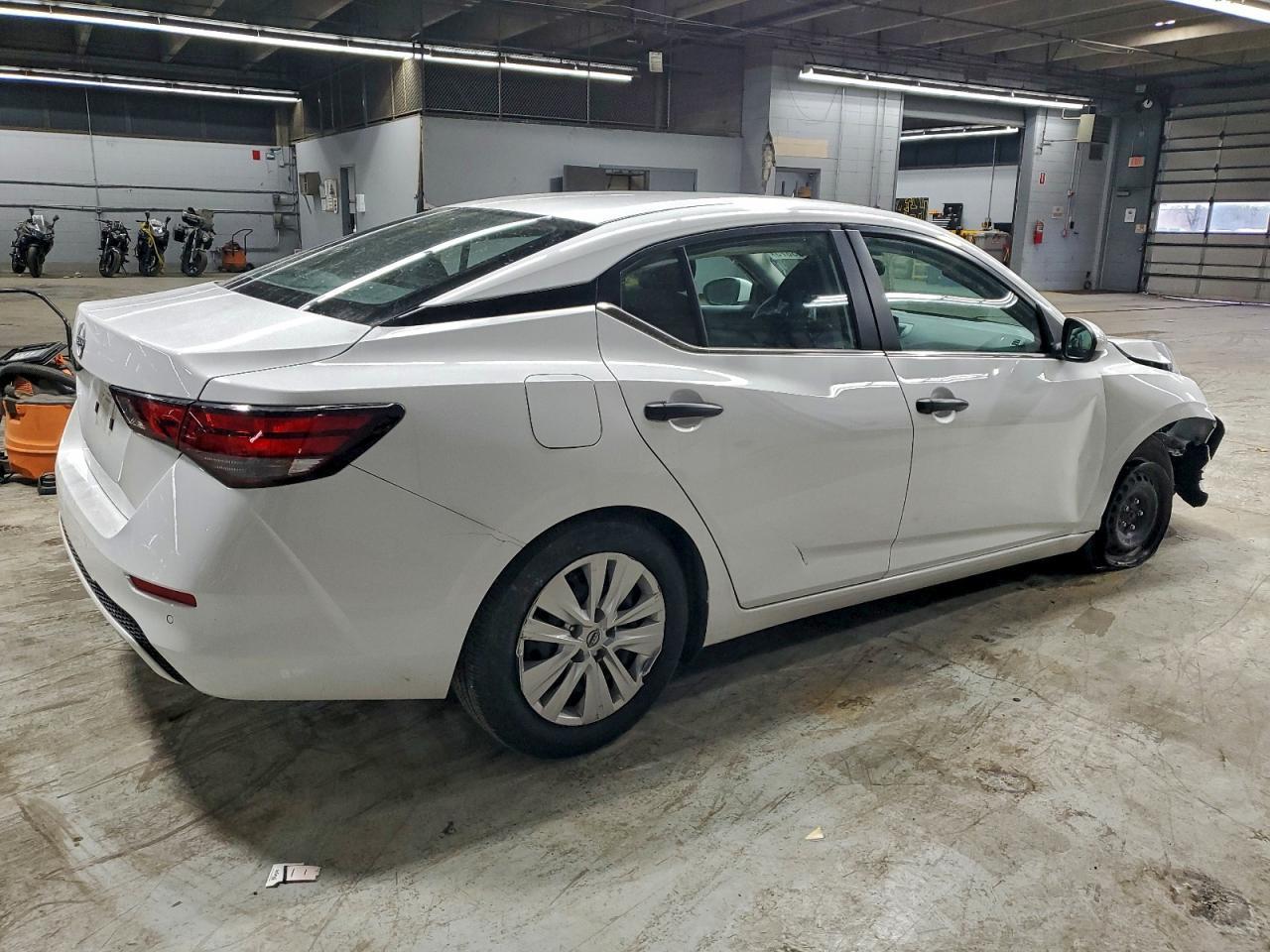 2025 Nissan Sentra S - Фото 3
