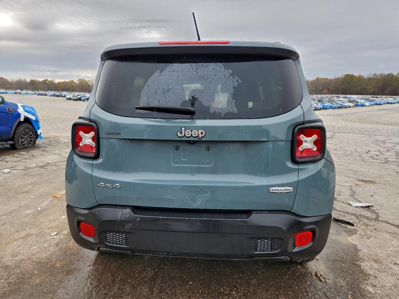 2017 Jeep Renegade Latitude - Image 6