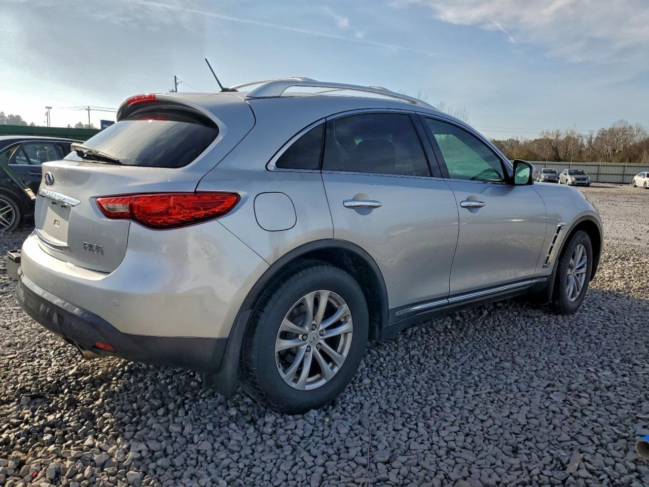 2011 Infiniti Fx35 - Image 3