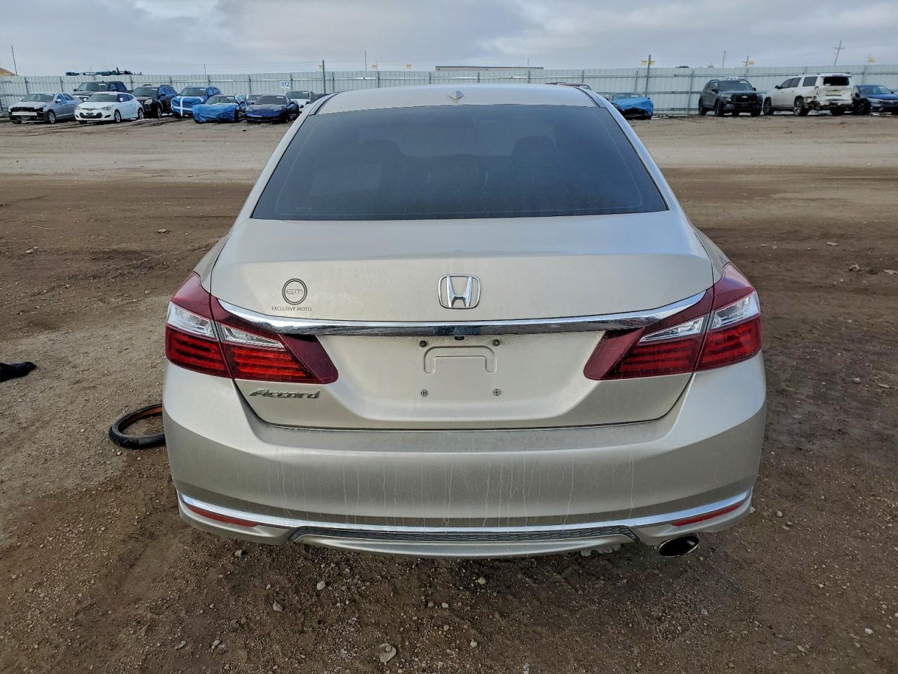 2016 Honda Accord Ex - Фото 6