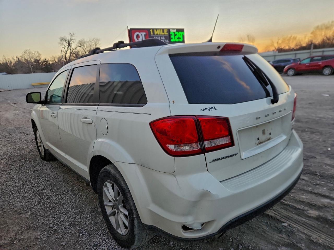 2017 Dodge Journey Sxt - Image 2