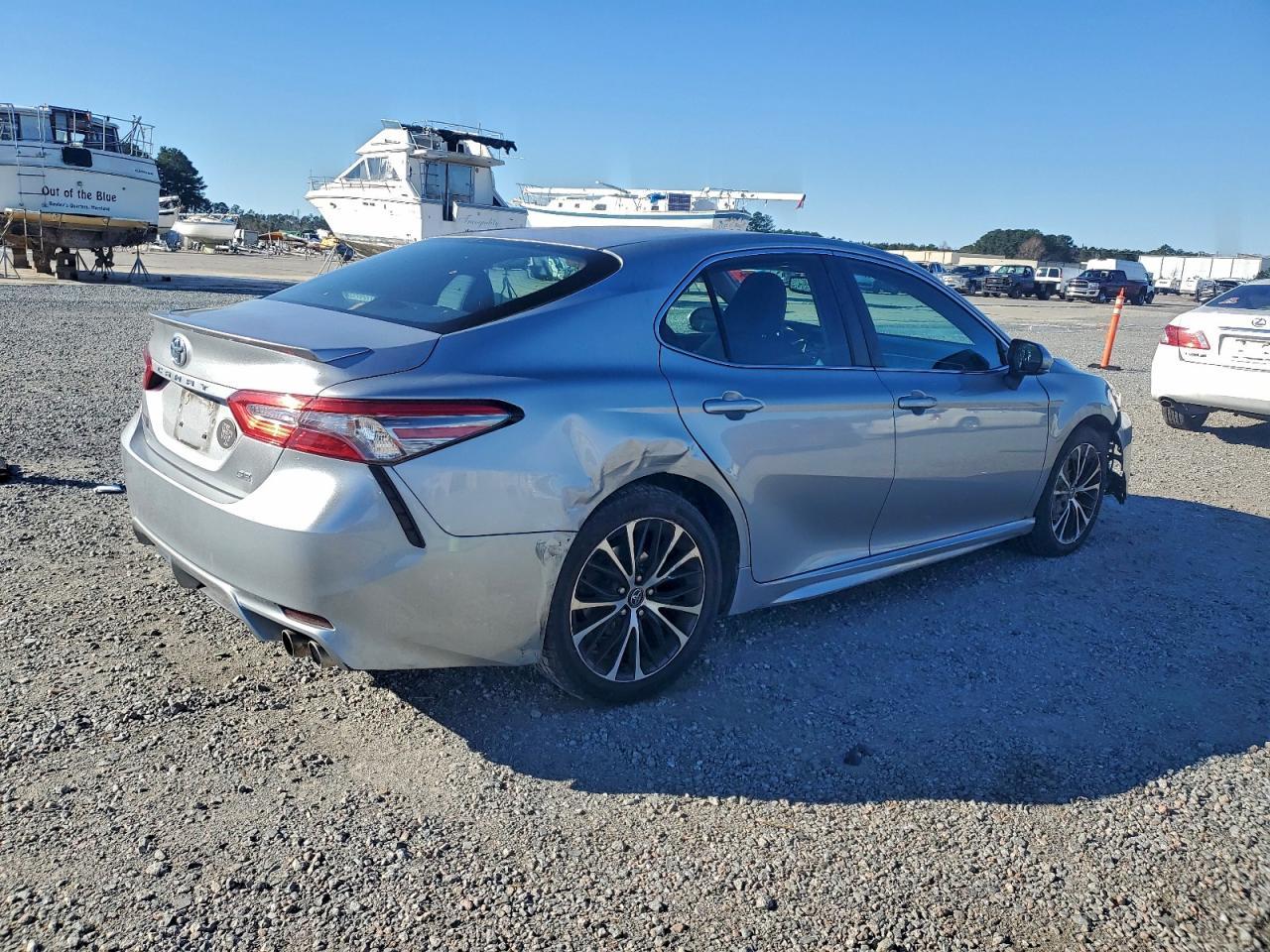 2018 Toyota Camry L - Image 3