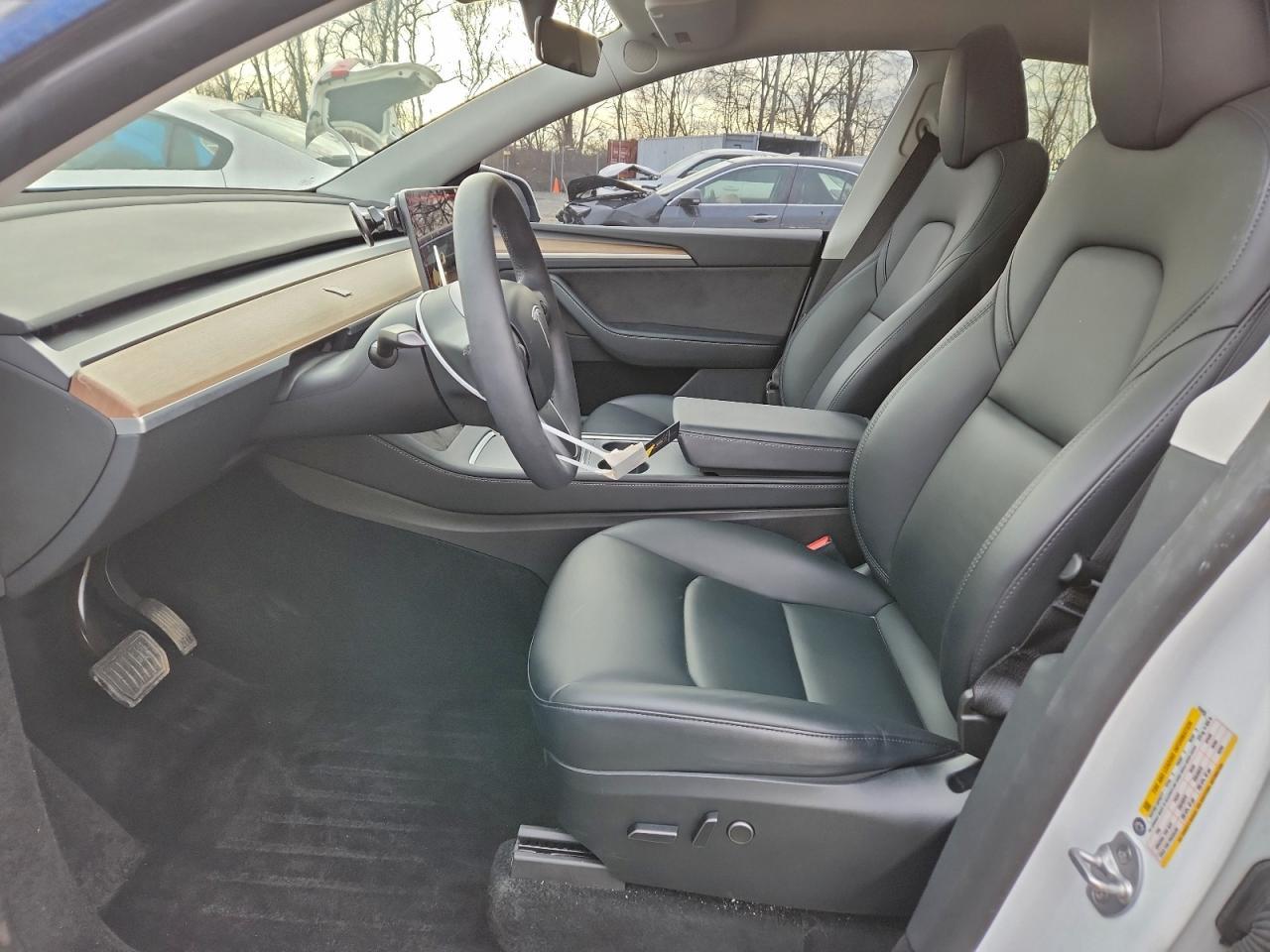 2023 Tesla Model Y - Image 7