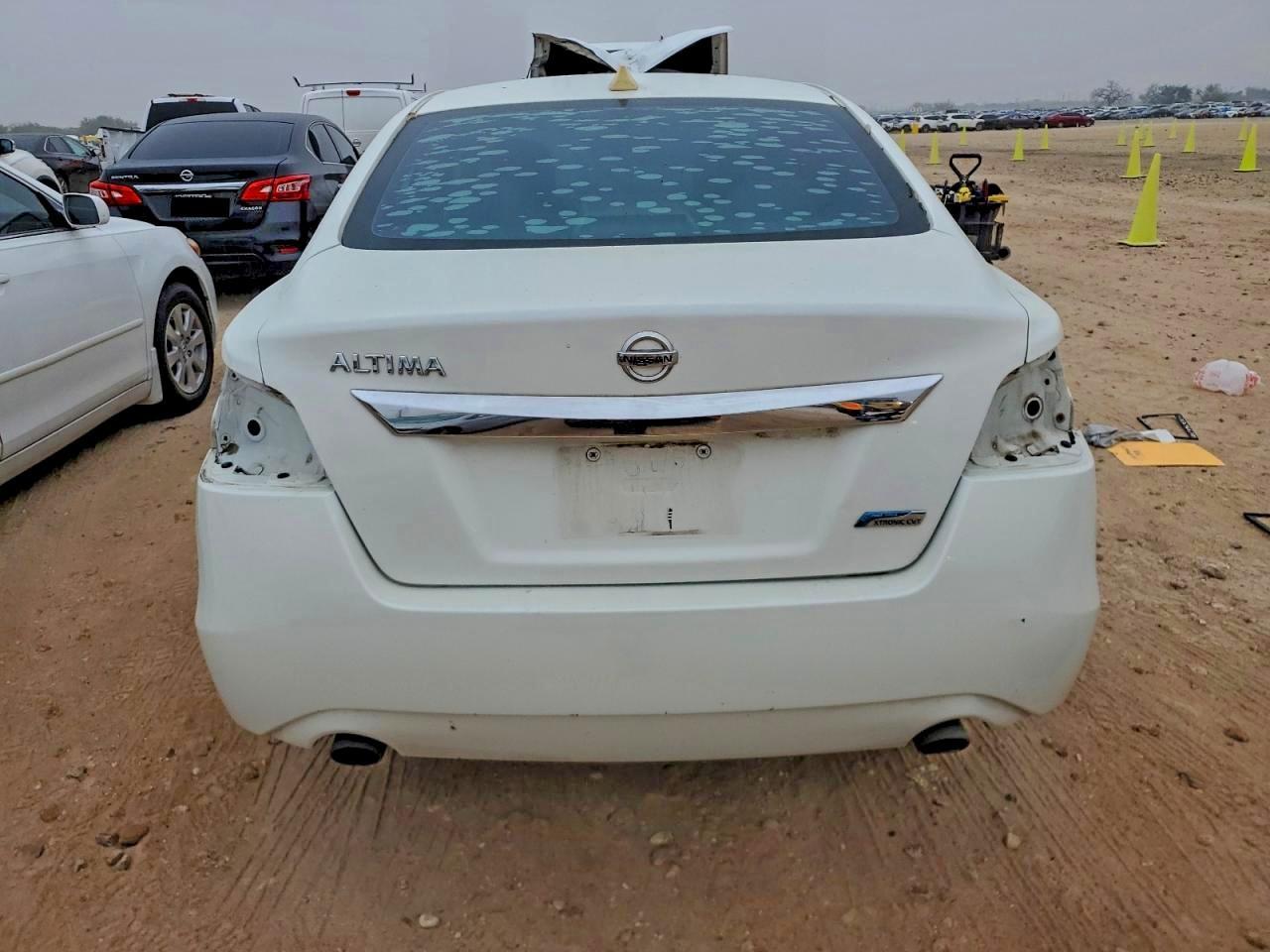 2013 Nissan Altima 2.5 - Фото 6
