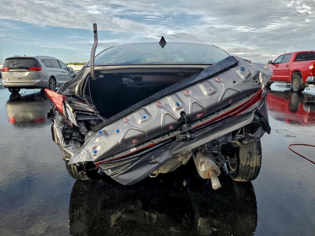 2024 Hyundai Elantra Sel - Фото 6