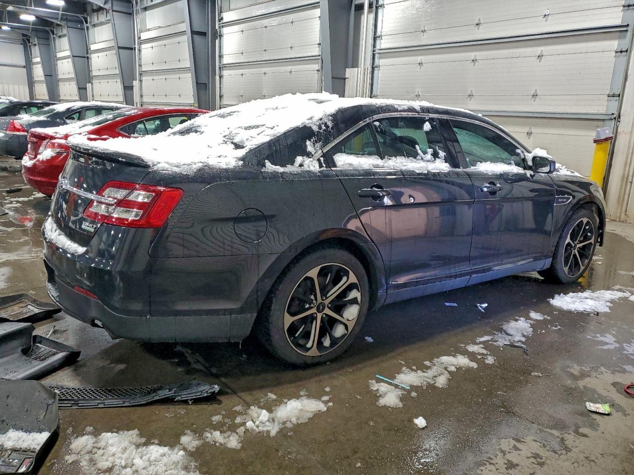 2015 Ford Taurus Sho - Фото 3