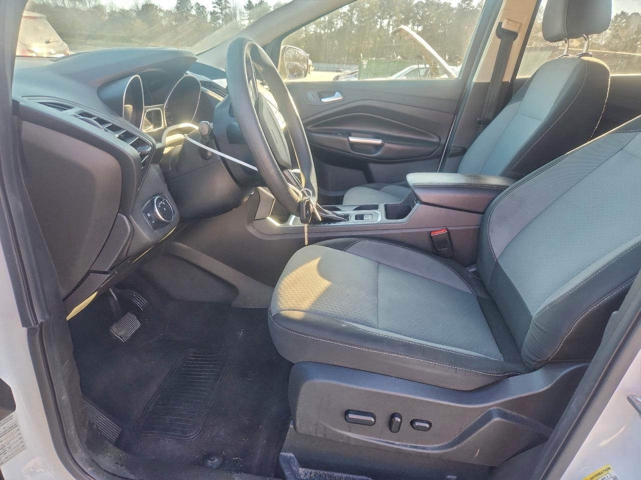 2017 Ford Escape Se - Фото 7