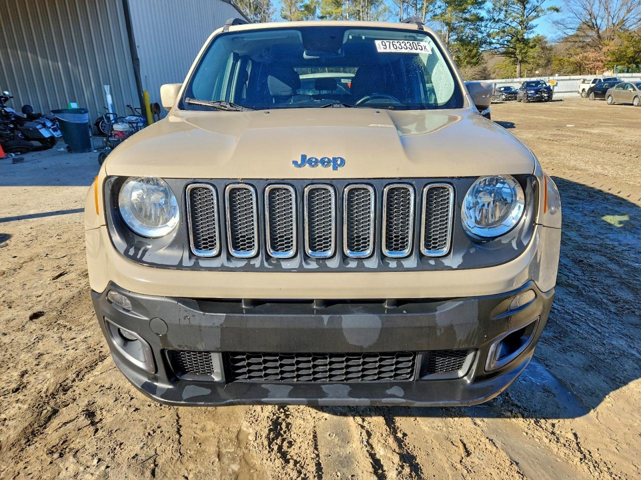 2016 Jeep Renegade Latitude - Image 5