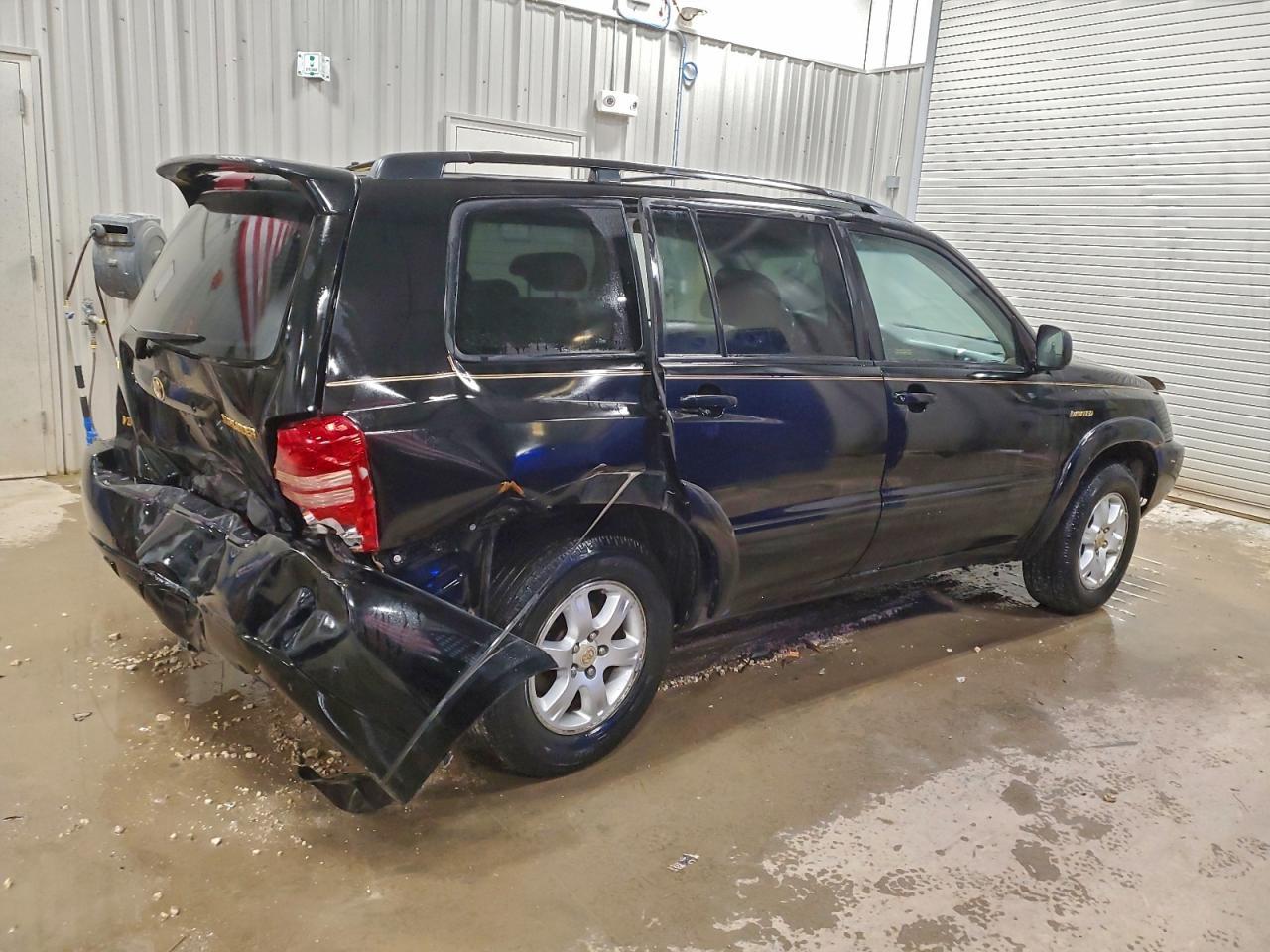 2003 Toyota Highlander Limited - Image 3