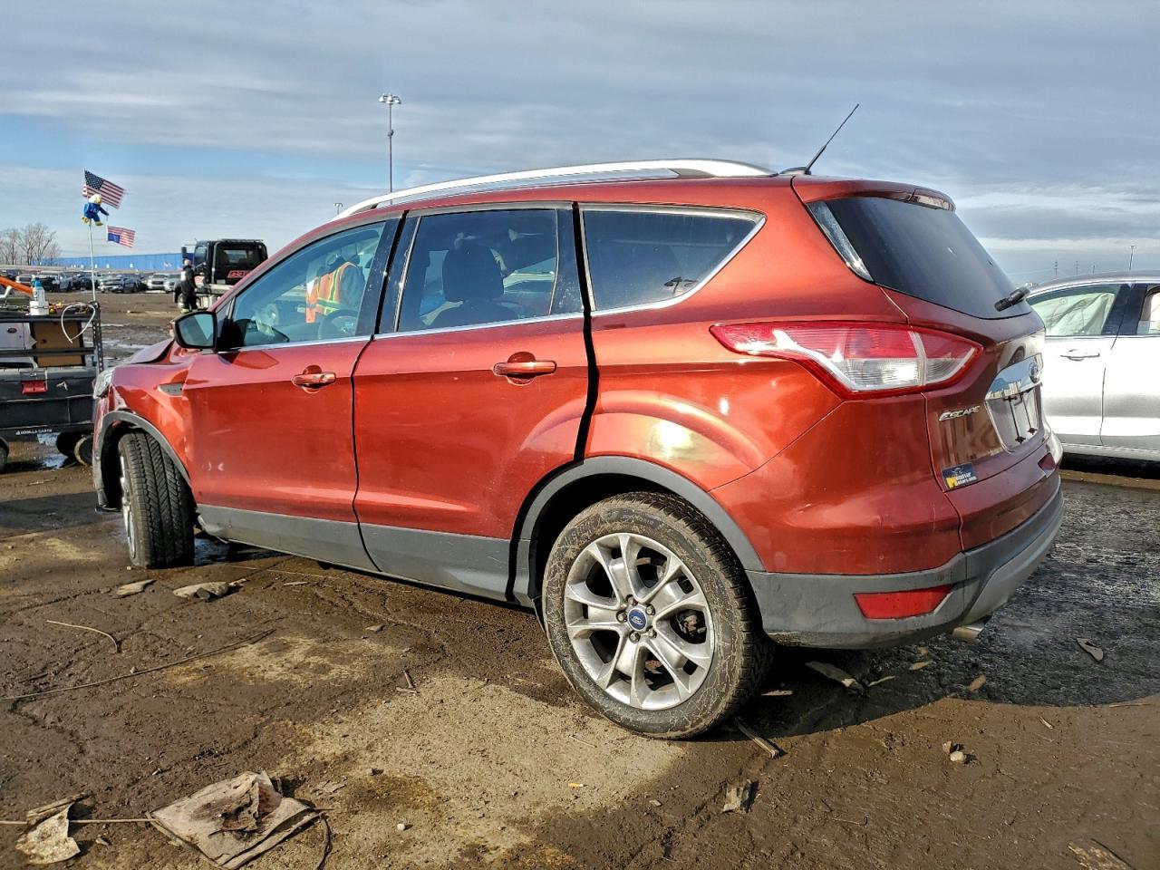 2014 Ford Escape Titanium - Фото 2