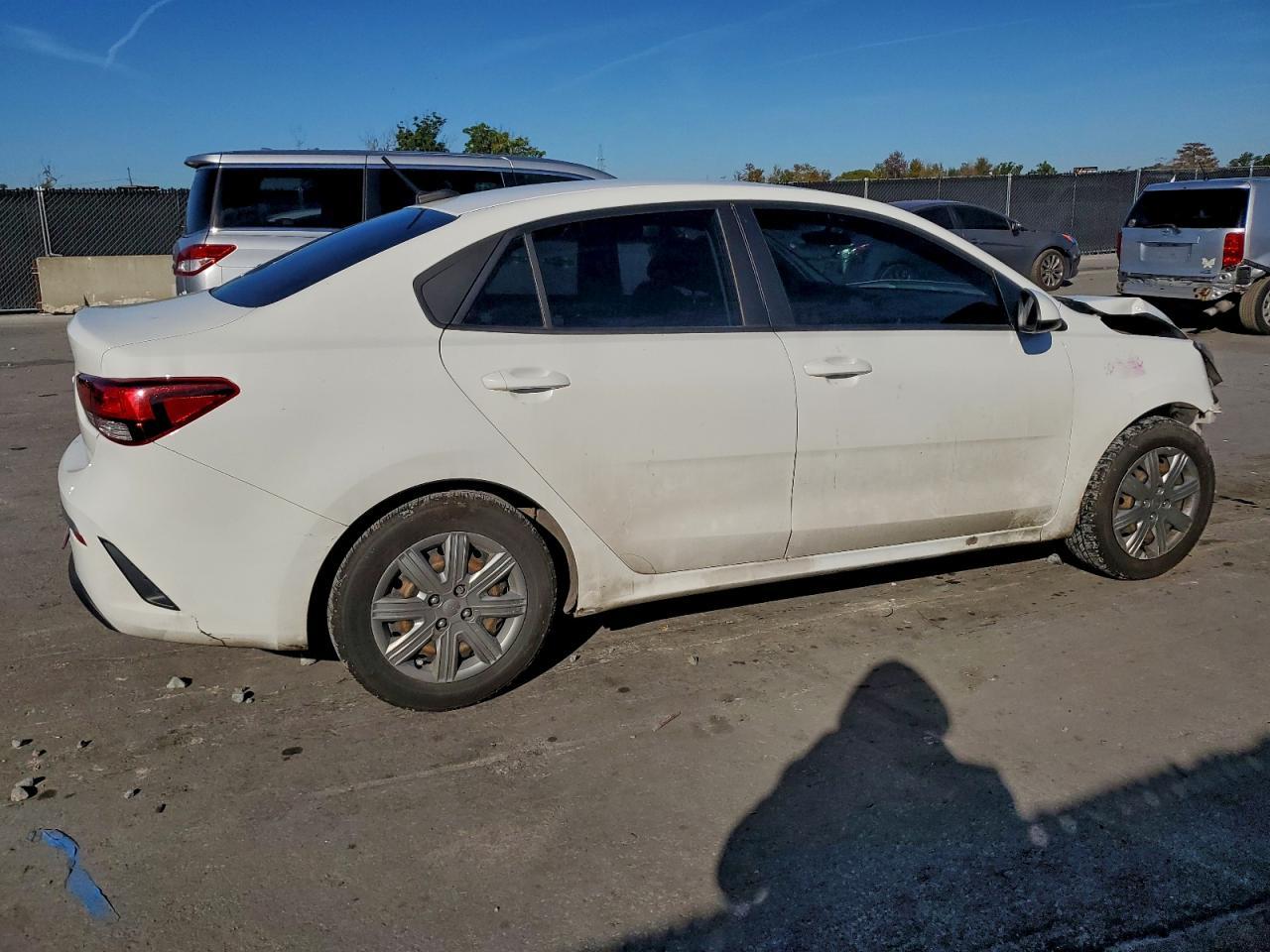 2022 Kia Rio Lx - Фото 3