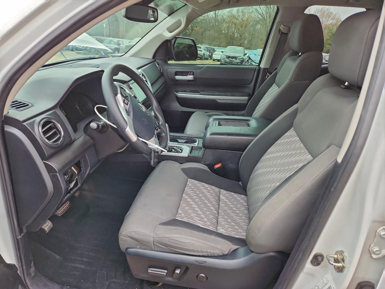 2020 Toyota Tundra Double Cab Sr - Фото 7