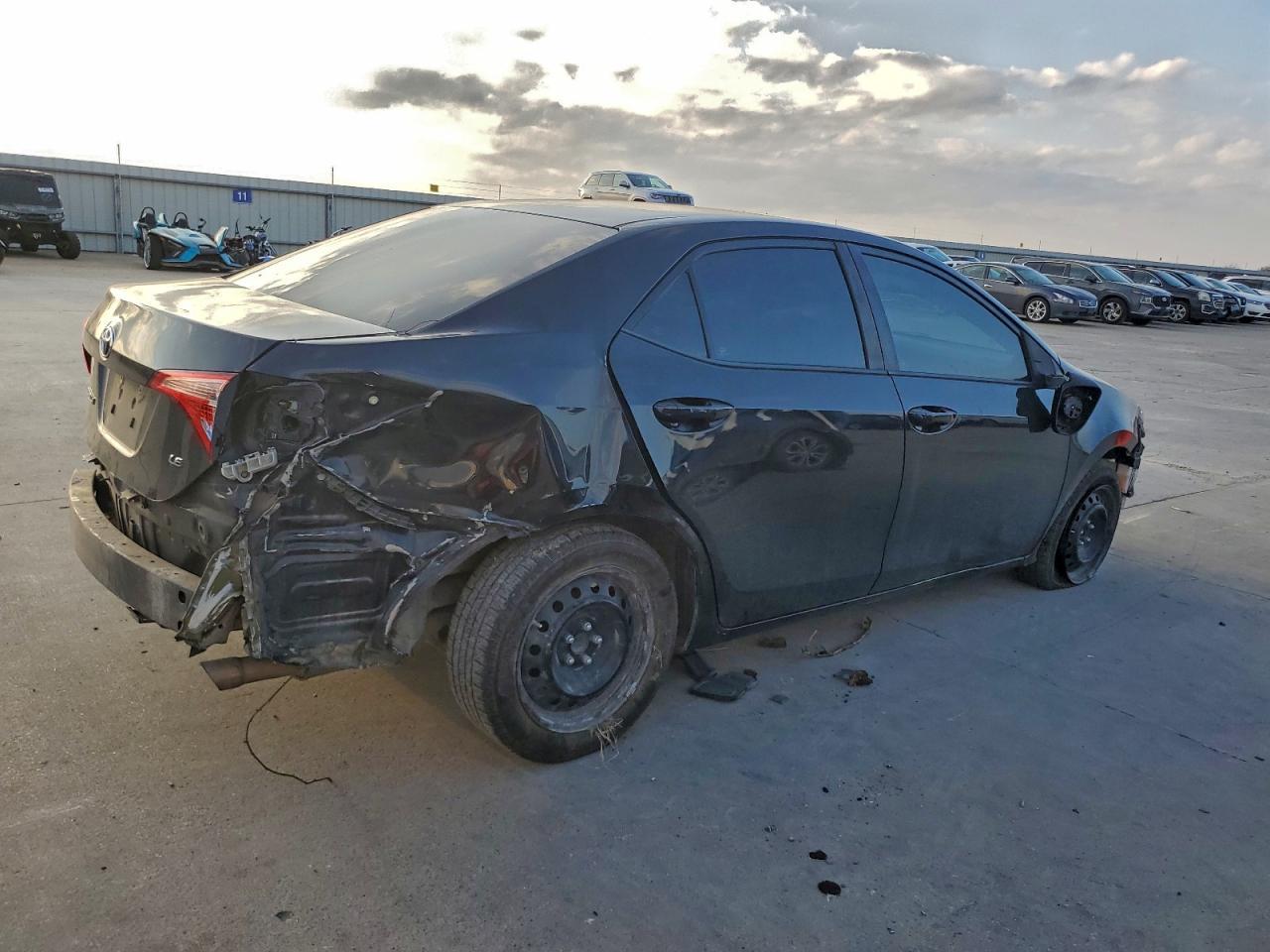 2018 Toyota Corolla L - Фото 3