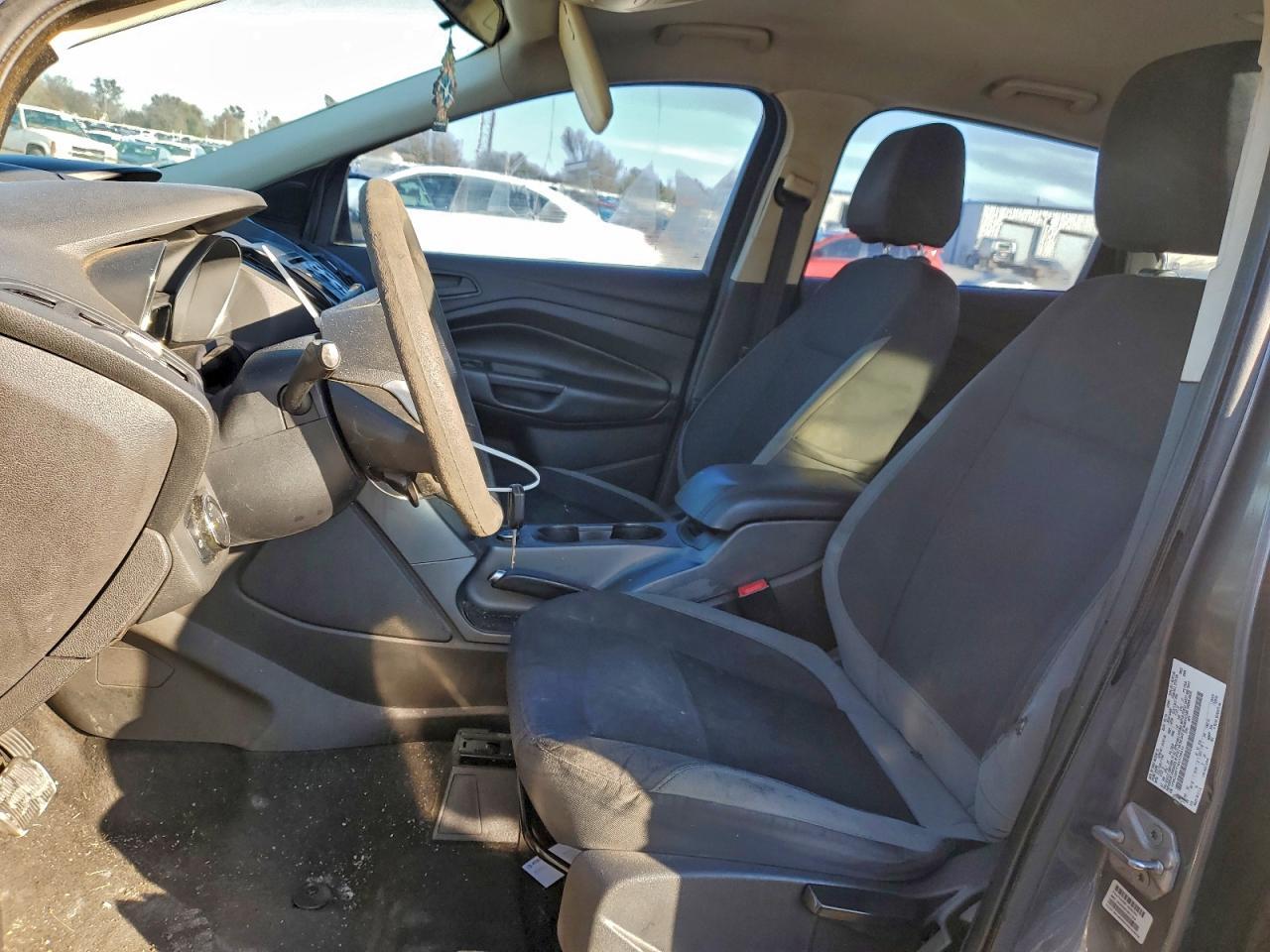 2014 Ford Escape S - Image 7