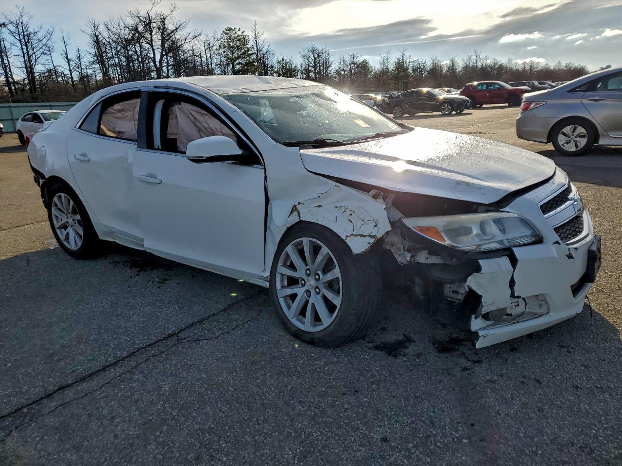 2013 Chevrolet Malibu 2Lt - Фото 4