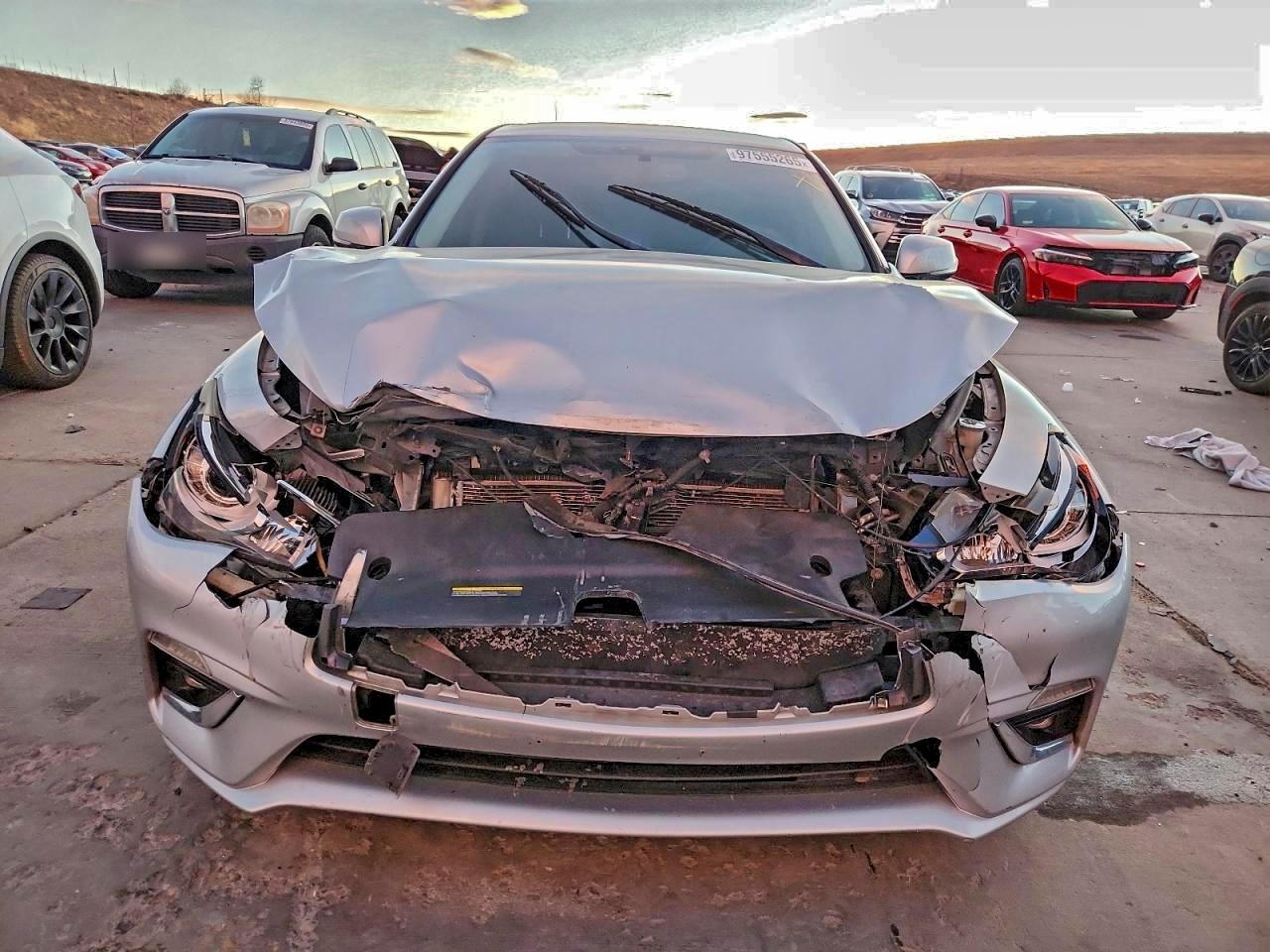 2018 Infiniti Q50 Luxe - Фото 5