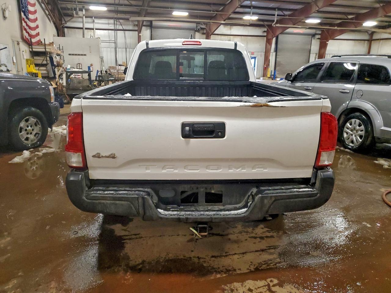 2017 Toyota Tacoma Access Cab - Фото 6