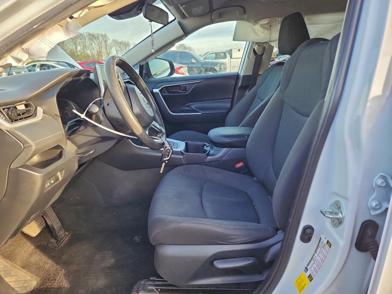 2023 Toyota Rav4 Le - Фото 7