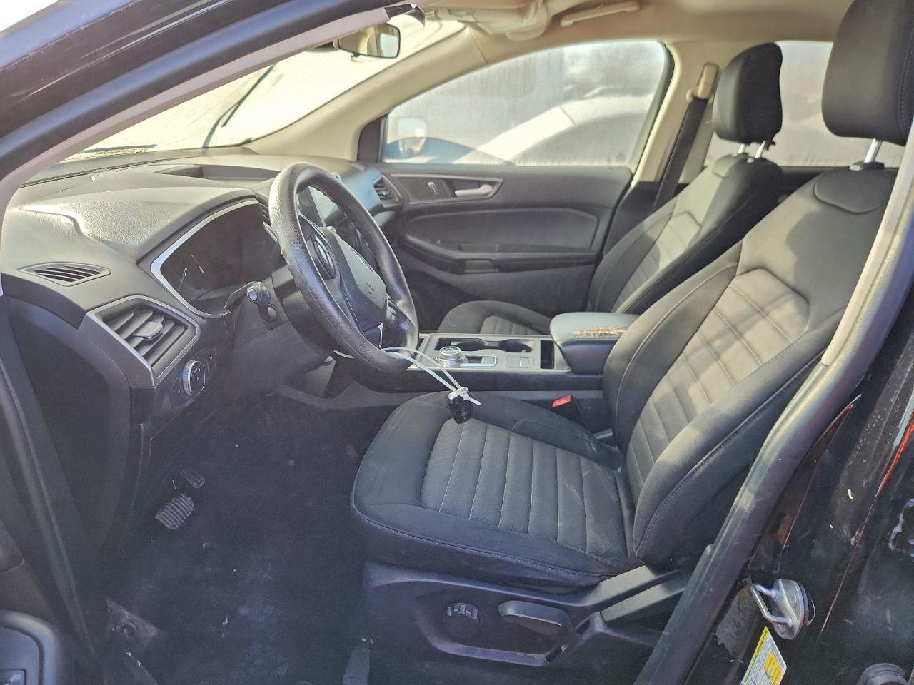 2021 Ford Edge Se - Image 7