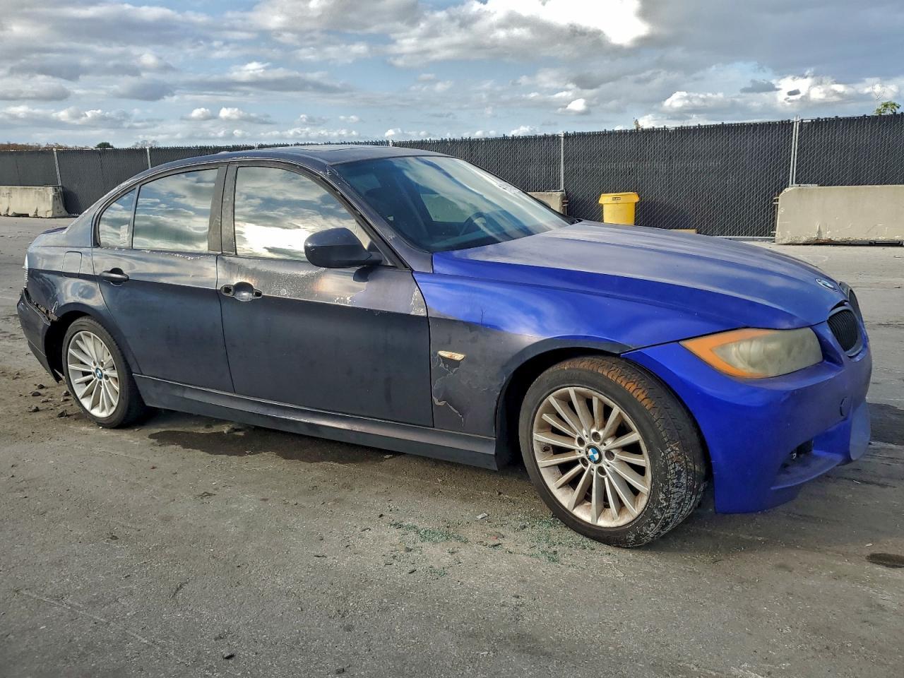 2010 BMW 328 I - Фото 4